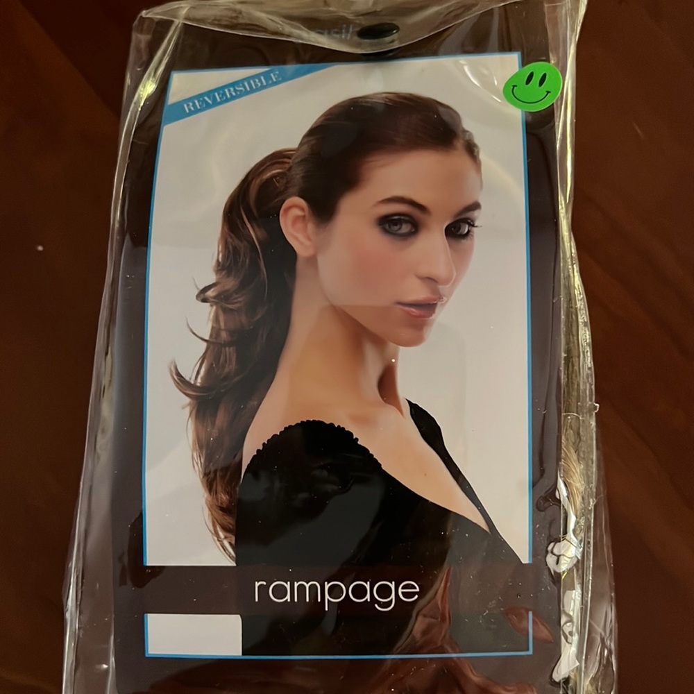 Rampage claw clip in hair piece